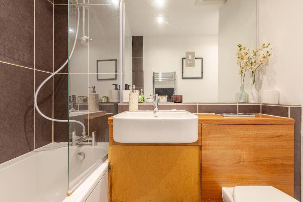 2 Bedroom Flat In St Johns Wood ลอนดอน ภายนอก รูปภาพ